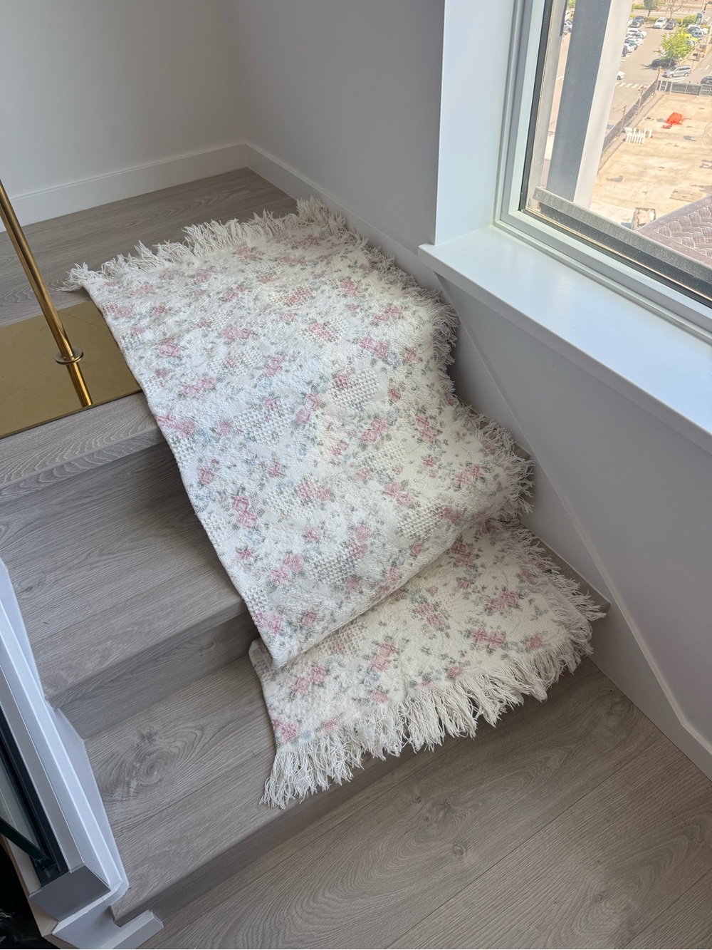 Floral Fringe Throw Blanket - White and Pink